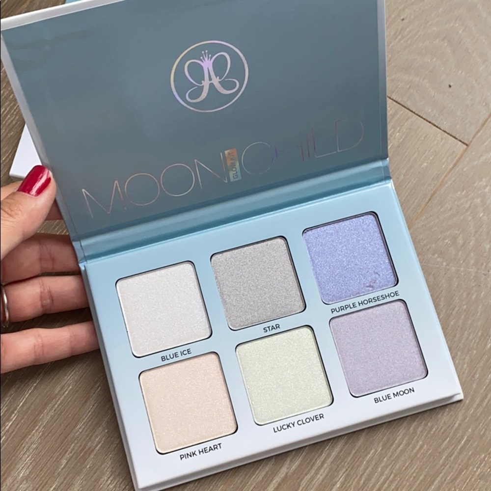 NWOT Moonchild Glow Kit